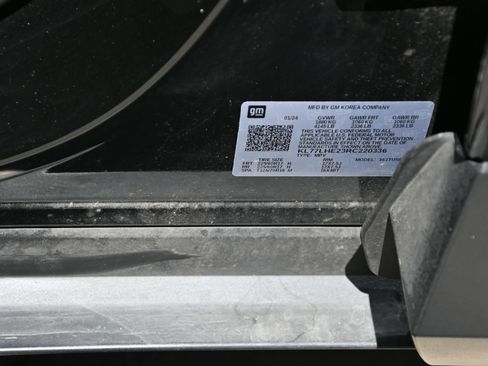 Used 2024 Chevrolet Trax LT image 25