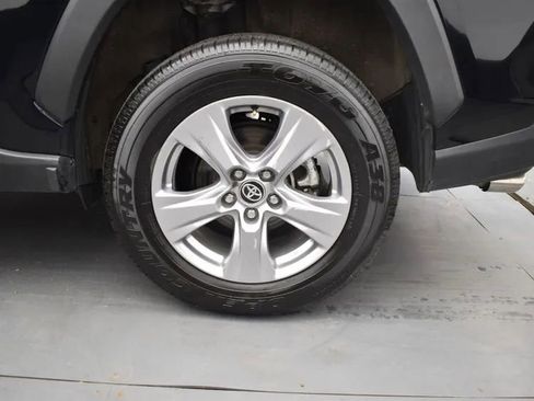 Used 2025 Toyota RAV4 XLE w/ Weather Package image 36