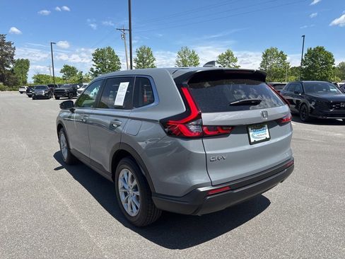 Used 2026 Honda CR-V EX image 5