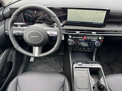 New 2026 Hyundai Tucson Limited AWD/4WD image 17