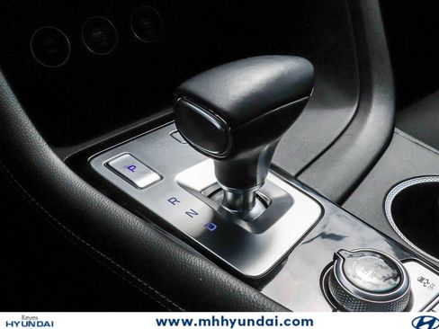 Used 2026 Genesis G70 2.5T RWD image 20