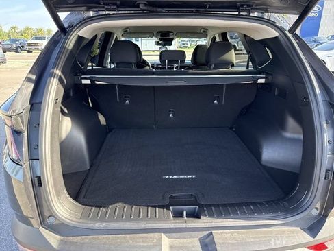Used 2023 Hyundai Tucson SEL FWD image 12
