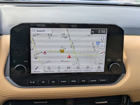 Used 2023 Nissan Rogue Platinum w/ Platinum Premium Package image 20