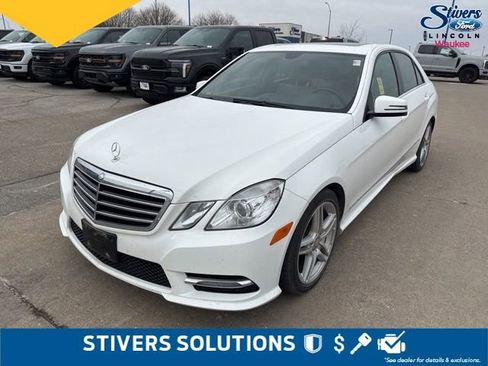 Used 2013 Mercedes-Benz E 350 4MATIC Sedan image 9