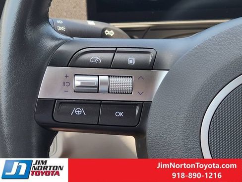 Used 2025 Hyundai Kona SEL AWD/4WD image 27