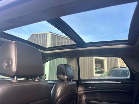 Used 2016 Cadillac SRX Performance w/ Midnight Edition Package image 17