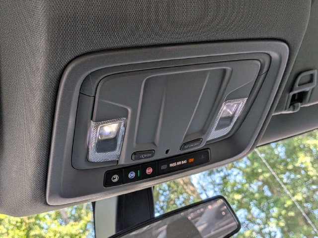 Used 2022 Chevrolet Silverado 1500 RST w/ Safety Package AWD/4WD image 23