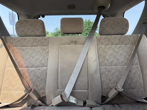 Used 2005 Kia Sorento 2WD image 19
