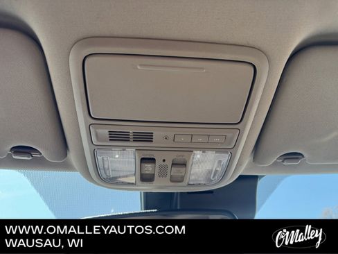 Used 2016 Honda Pilot Touring image 24