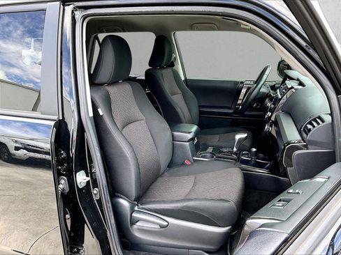 Used 2024 Toyota 4Runner TRD Off-Road image 9