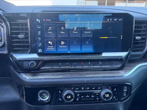 Used 2023 Chevrolet Silverado 1500 RST w/ Z71 Off-Road Package AWD/4WD image 6