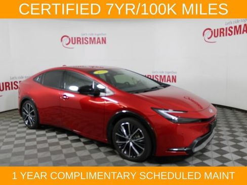 Used 2025 Toyota Prius XLE FWD image 9