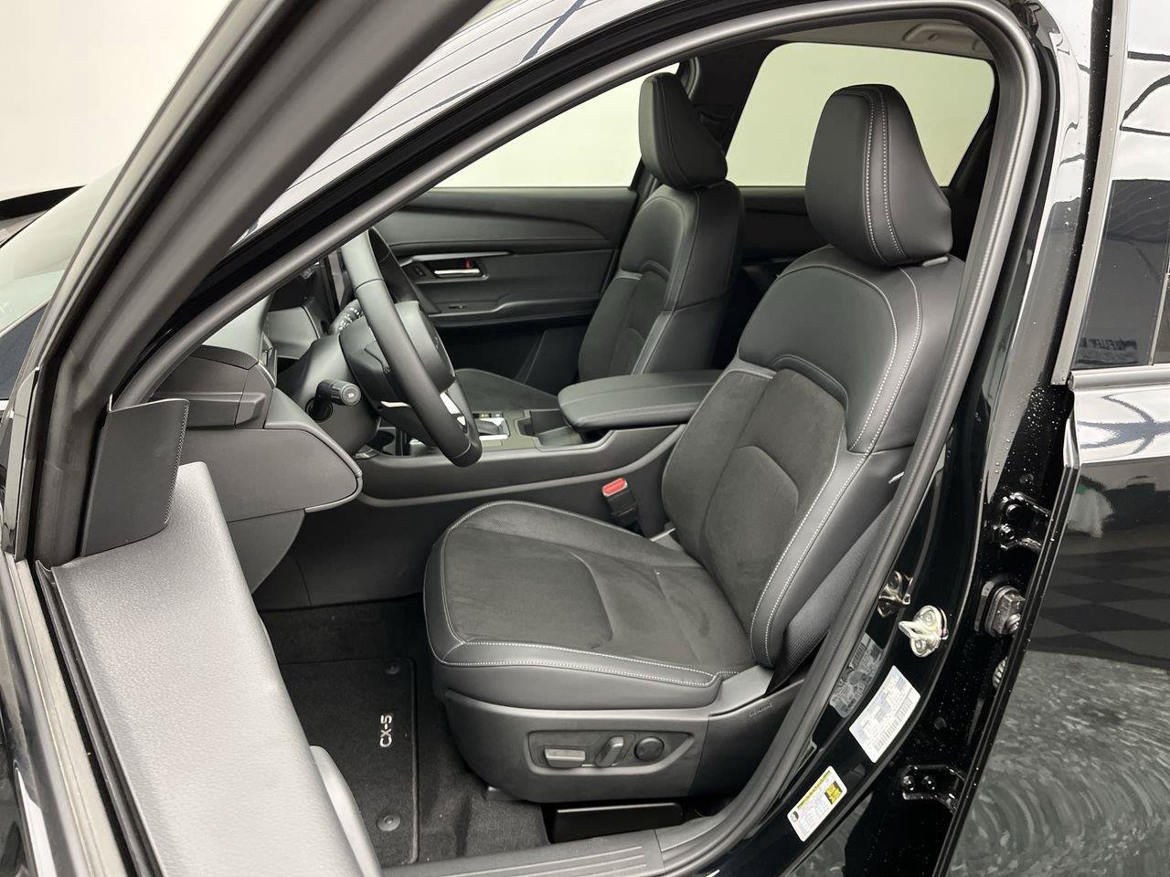 New 2026 MAZDA CX-5 Preferred AWD/4WD image 9