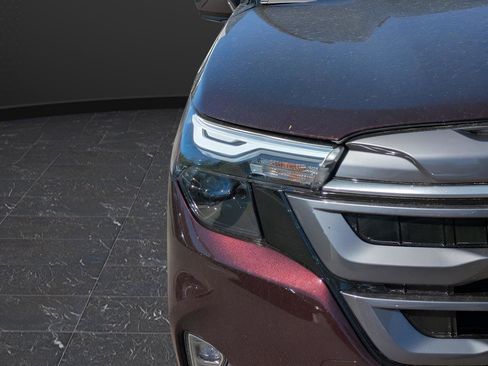 Certified 2026 Subaru Forester Premium AWD/4WD image 9