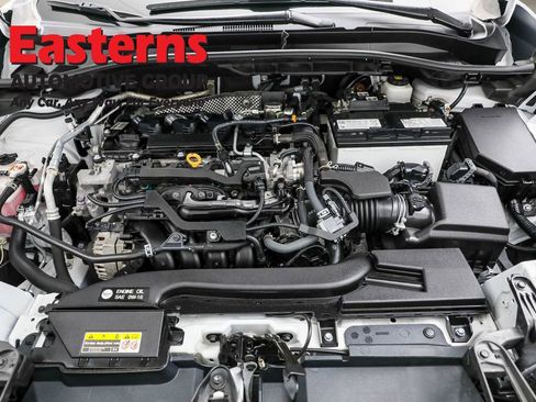 Used 2023 Toyota Corolla Cross LE image 7