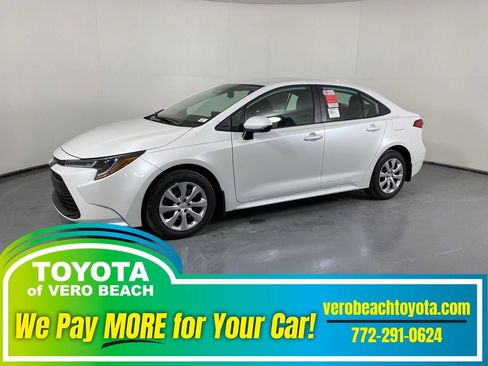 New 2026 Toyota Corolla LE image 1