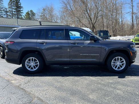 Used 2025 Jeep Grand Cherokee L Laredo w/ Luxury Tech Group I AWD/4WD image 39