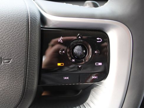 Used 2025 INFINITI QX80 Pure w/ Cargo Package image 16