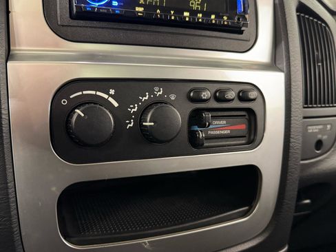 Used 2004 Dodge Ram 1500 Truck 2WD Regular Cab image 24