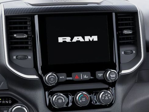 New 2026 RAM 1500 4x4 Crew Cab image 18