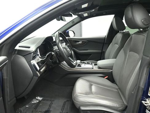 Used 2020 Audi Q8 Prestige w/ Prestige Package image 12