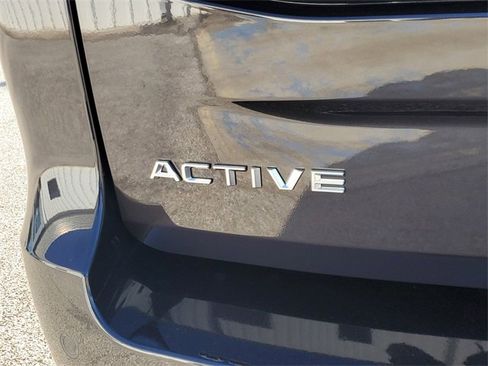 New 2025 Ford Expedition Active image 5