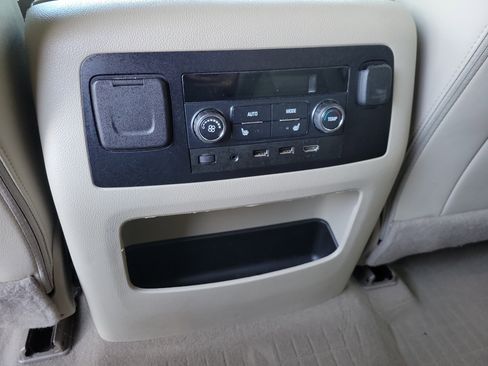 Used 2019 GMC Yukon Denali image 15