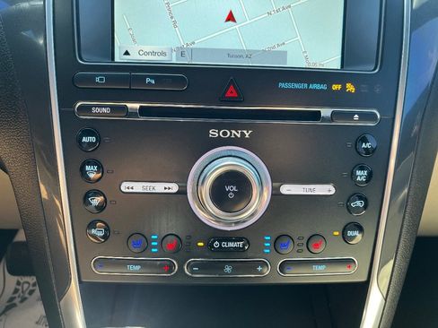 Used 2018 Ford Explorer Limited FWD image 16