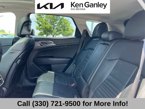 Certified 2023 Kia Sportage SX AWD/4WD image 11