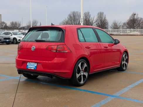 Used 2016 Volkswagen GTI SE w/ Driver Assistance Package image 6