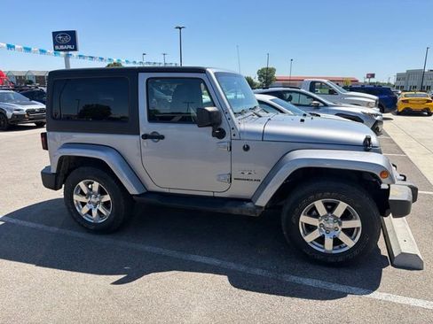 Used 2017 Jeep Wrangler Sahara w/ Trailer Tow Group AWD/4WD image 2