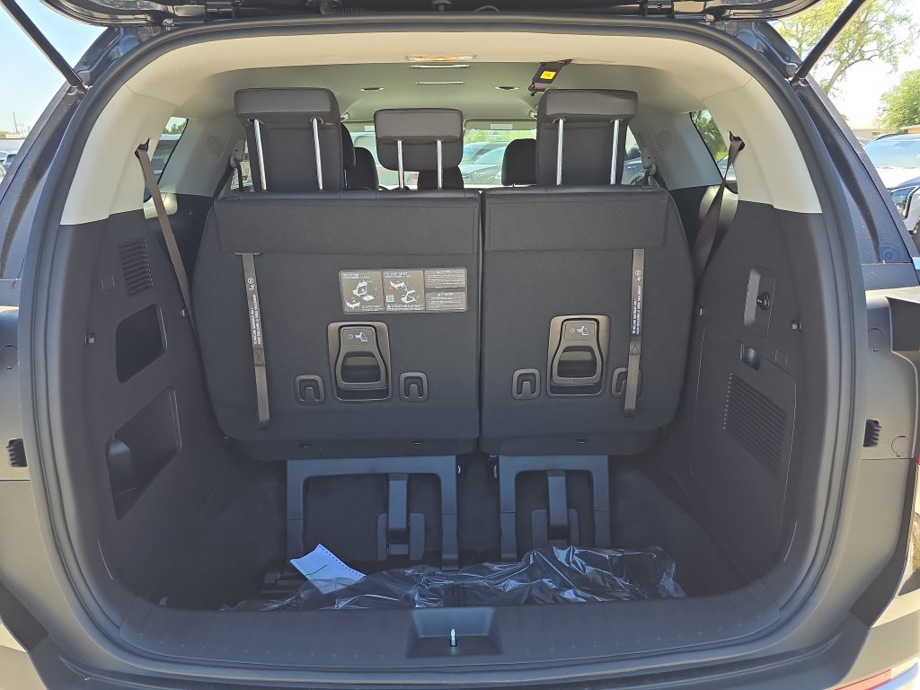 New 2026 Kia Carnival FWD image 10