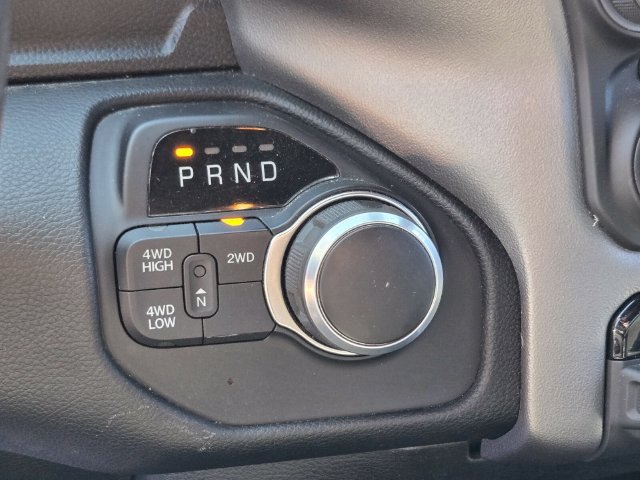 Used 2024 RAM 2500 Big Horn AWD/4WD image 30