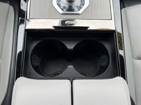 Used 2022 Land Rover Range Rover Evoque R-Dynamic S image 22