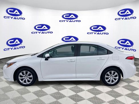 Used 2024 Toyota Corolla LE image 6