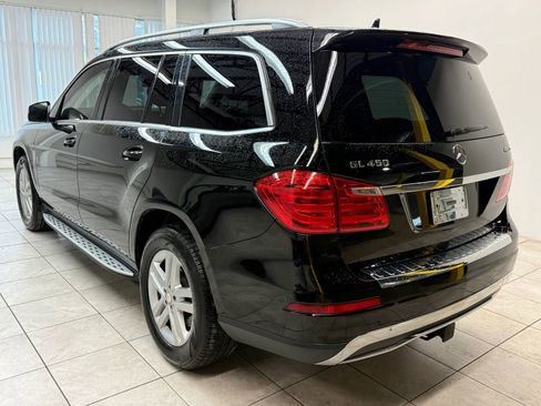 Used 2014 Mercedes-Benz GL 450 4MATIC w/ Lane Tracking Package image 7
