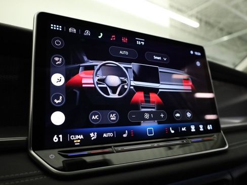 New 2026 Volkswagen Tiguan SE image 19