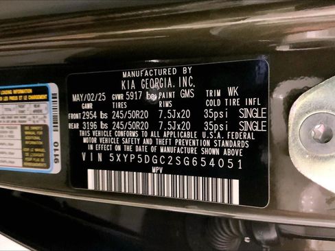 Certified 2025 Kia Telluride SX w/ SX Captain's Chair Package AWD/4WD image 33