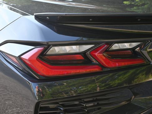 Used 2024 Chevrolet Corvette Z06 image 16