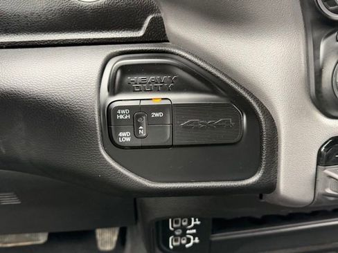 Used 2024 RAM 2500 Big Horn image 30