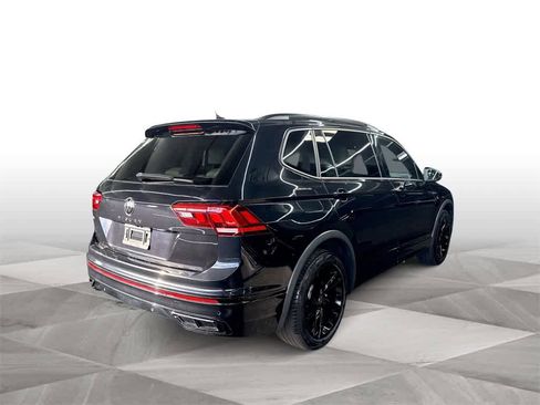 Used 2024 Volkswagen Tiguan SE R-Line image 8