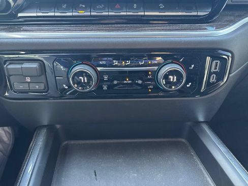 Used 2025 Chevrolet Silverado 2500 LT w/ Trail Boss Package AWD/4WD image 14