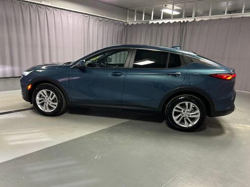 New 2026 Buick Envista Preferred w/ Convenience I Package FWD image 4