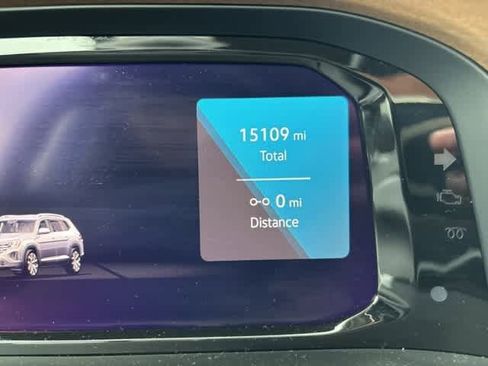 Used 2024 Volkswagen Atlas SE image 14