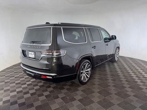 Used 2023 Jeep Grand Wagoneer Series II AWD/4WD image 7