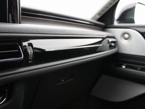 New 2026 Lincoln Aviator Reserve image 32