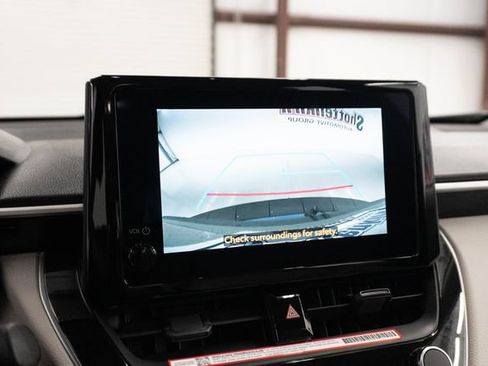 Used 2025 Toyota Corolla Cross L FWD image 4