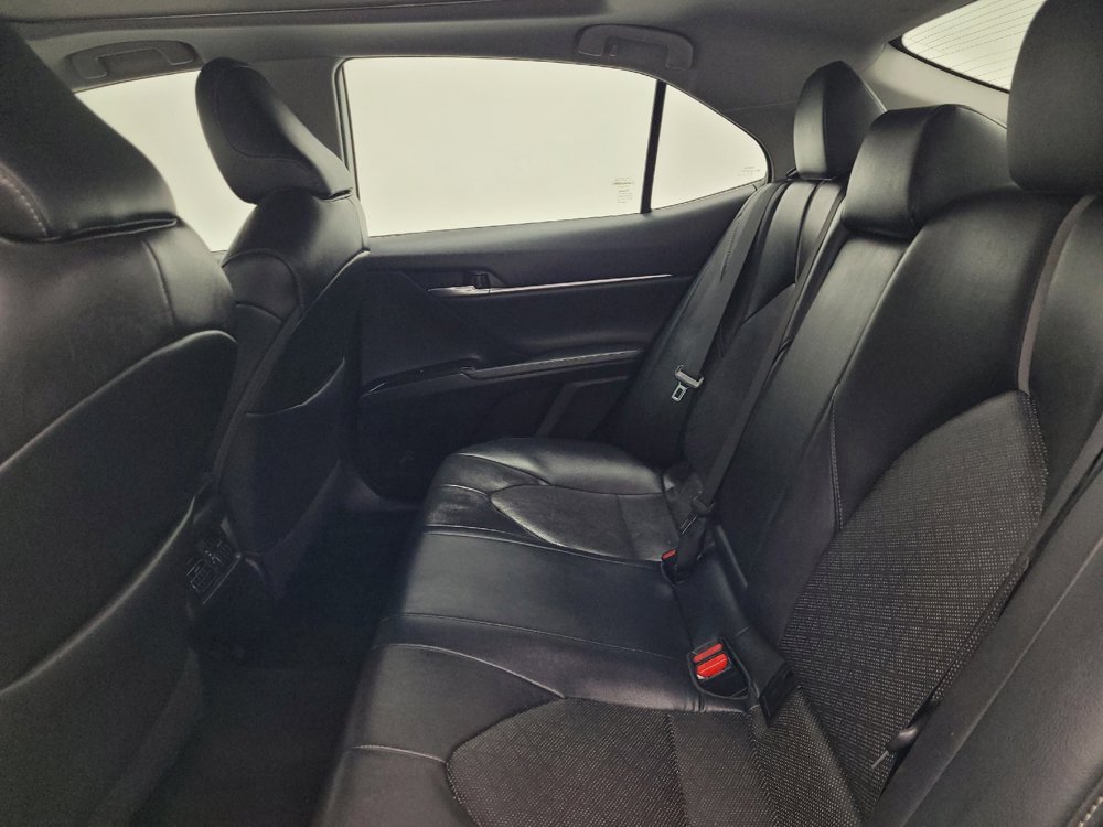 Used 2019 Toyota Camry XSE FWD image 18