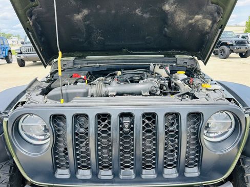 Used 2022 Jeep Wrangler Unlimited Rubicon w/ Xtreme Recon 35" Tire Package AWD/4WD image 39