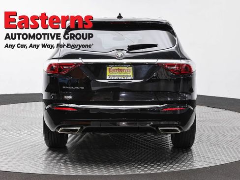 Used 2023 Buick Enclave Essence FWD image 6